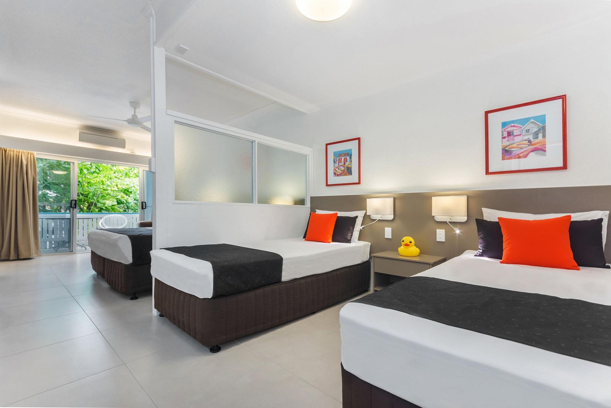 บายเดอะซี พอร์ท ดักลาส อพาร์ทเม้นท์ส์ Aparthotel พอร์ตดักกลาส ภายนอก รูปภาพ